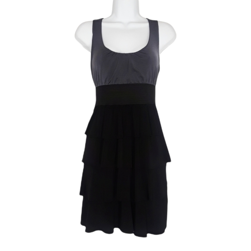 CANDY RAIN Gray Sleeveless Black Ruffle Tiered Skirt Medium Dress